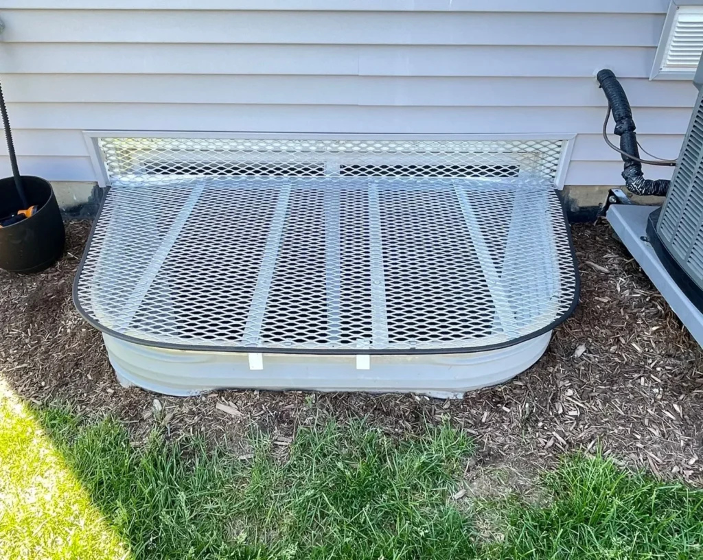 Durable Aluminum Grate Window Well Cover – Lightweight, rust-resistant, and built for safety and ventilation.